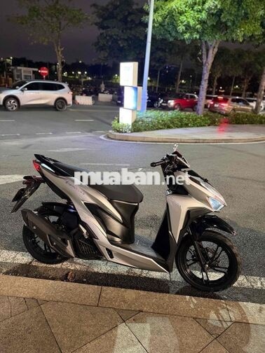 HONDA VARIO 150 BẠC ĐEN