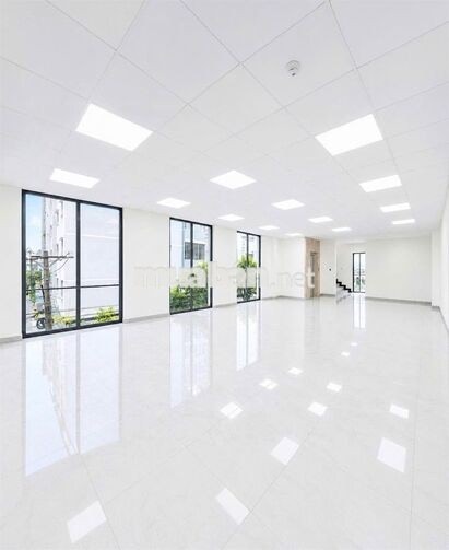 CĂN GÓC ĐƯỜNG HOA -  Hoa Phượng, P.2, PN - Có hầm, TM, DTSD 500m2