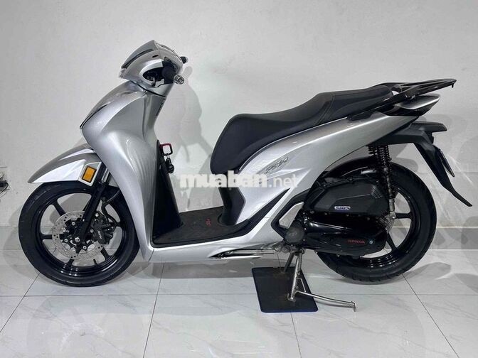 Honda SH 150 2021 màu bạc