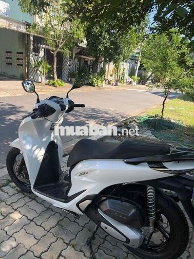 HONDA SH125I 2025 7262 KM MÀU TRẮNG