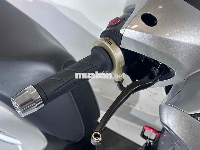 Honda SH 150 2021 màu bạc