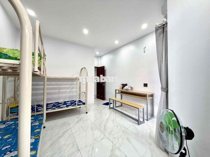 PHÒNG MỚI BAN CÔNG ZÁ TỐT GẦN AEON BÌNH TÂN/KCN TÂN TẠO