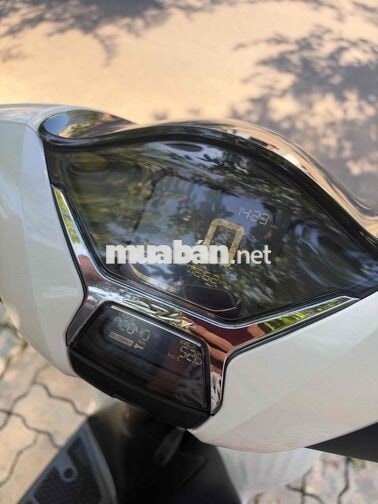 HONDA SH125I 2025 7262 KM MÀU TRẮNG