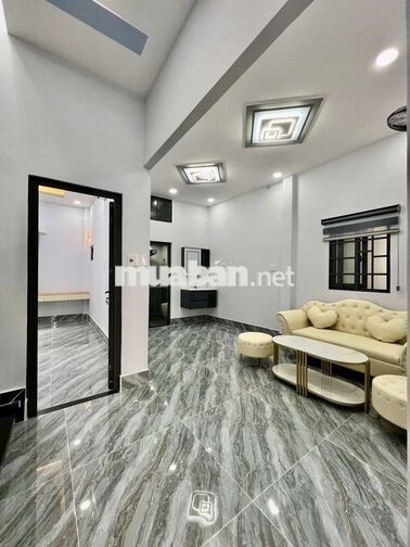 Nhà Bán hẽm xe hơi diện tích khủng f6 gò vấp