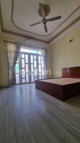 Nhà HXH Lâm Văn Bền 4x20 3 Tầng 3PN 4WC nhà trống giao ngay
