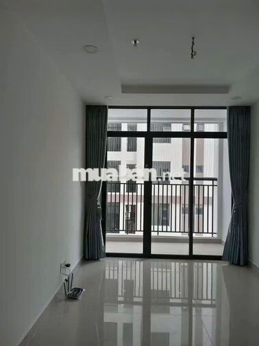 Pass thuê chung cư Phú đông Premier 2pn - 2wc, nt cơ bản, giá: 7tr5