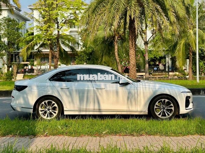 VinFast Lux A2.0 2021 Base 6.8 vạn km Trắng