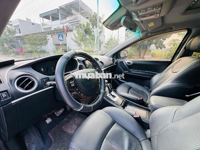 Luxgen U7 Turbo 5 chỗ Xăng Tự động xám