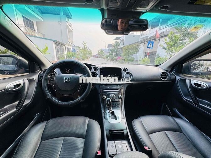Luxgen U7 Turbo 5 chỗ Xăng Tự động xám
