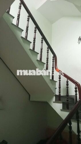 Cho thuê nhà mặt tiền tân chánh hiệp 26. Q12
