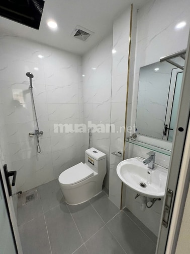Cho thuê căn hộ khép kín phố Lạc Long Quân Tây Hồ Hà Nội 