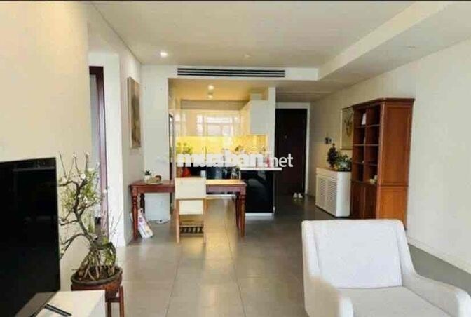 E Tuấn cho thuê 2n view hồ 93m², nội thất cao cấp, sẵn ở, vào luôn