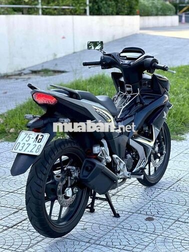Honda Winner X V4 2025 9000 km màu đen