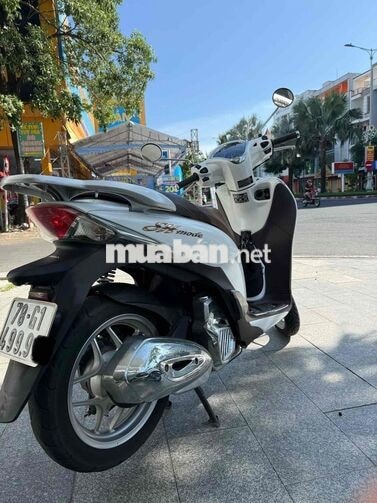 Honda SH Mode 2019 màu Trắng