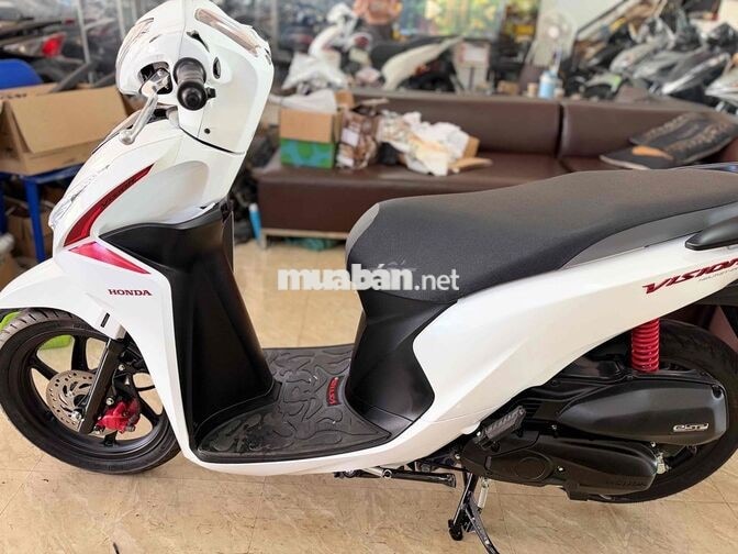 Honda Vision màu trắng