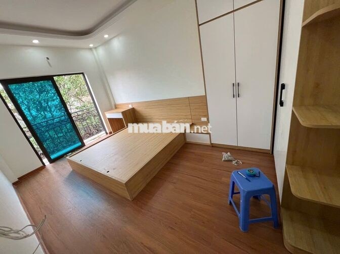 Bán nhà 33m , 5 tầng la tinh 1 , gần hồ yên nghĩa 1