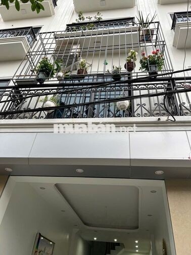 Bán nhà 33m , 5 tầng la tinh 1 , gần hồ yên nghĩa 1