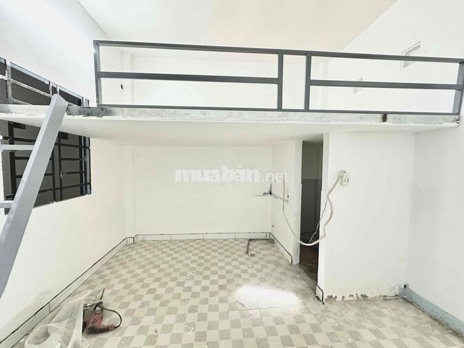 PHÒNG MỚI XÂY GÁC CAO CÓ MÁY LẠNH BẾP NGAY KHU CITYLAND PHAN VĂN TRỊ