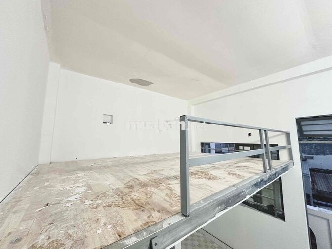 PHÒNG MỚI XÂY GÁC CAO CÓ MÁY LẠNH BẾP NGAY KHU CITYLAND PHAN VĂN TRỊ
