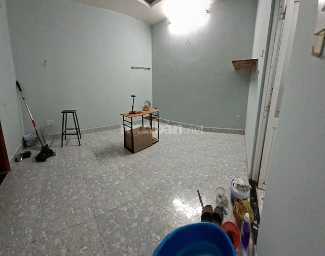 Cho Nữ thuê phòng đẹp 20m2, an ninh - lịch sự
