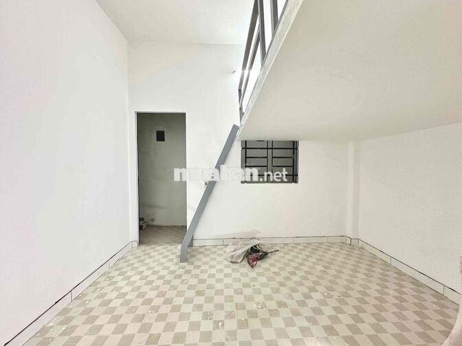 PHÒNG MỚI XÂY GÁC CAO CÓ MÁY LẠNH BẾP NGAY KHU CITYLAND PHAN VĂN TRỊ