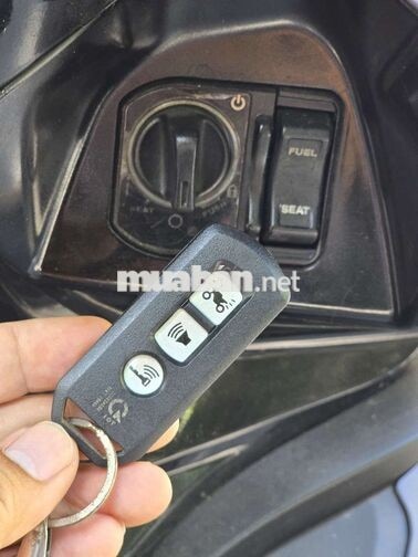 Honda Air Blade màu Đen đỏ