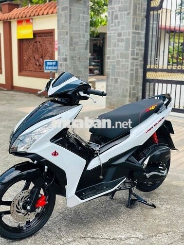 Honda Air Blade 125cc Trắng đen
