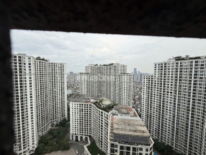 Bán gấp chung cư Royal Citi 72A Nguyễn Trãi, Dt 125m2, chào 15 tỷ.