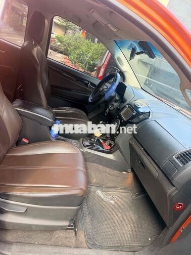 Chevrolet Colorado 2016 2.8L 4x4 tự động 2 cầu đẹp