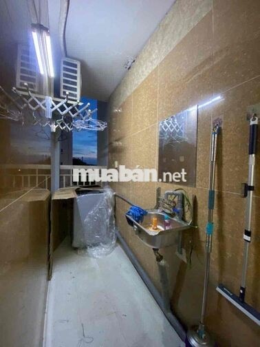 Cho thuê căn hộ 2pn full nt, bancol, chung cư Moscow