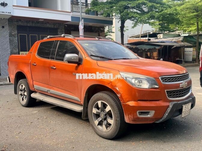 Chevrolet Colorado 2016 2.8L 4x4 tự động 2 cầu đẹp