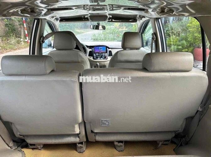 Toyota Innova 2009 G 8 chỗ Bạc