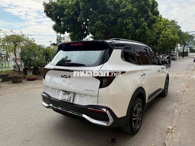 KIA CARENS 2022 SIGNATURE 7 CHỖ TRẮNG