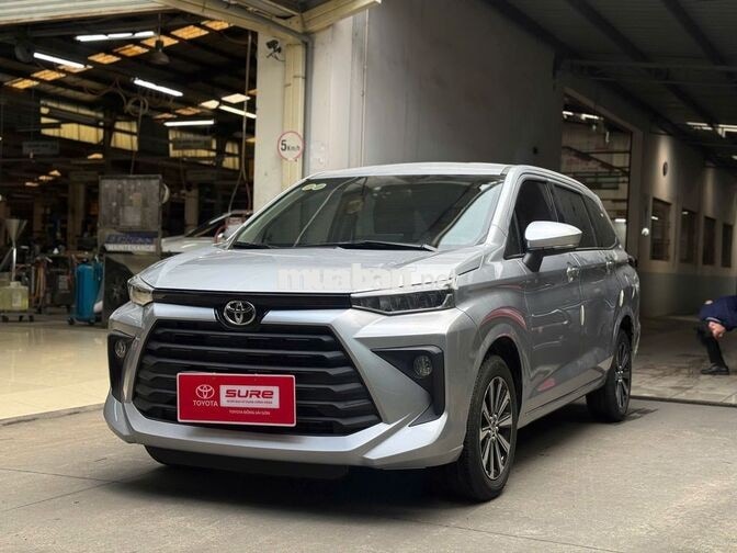 Toyota Avanza Premio 2025 AT Bạc