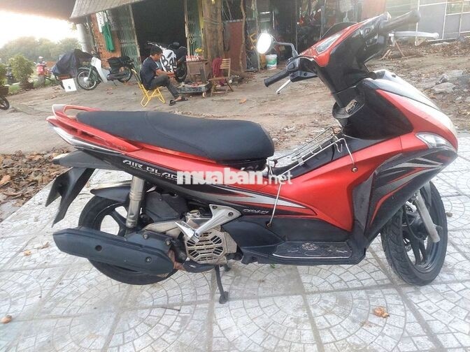 Honda Air Blade Đỏ đen Việt Nam