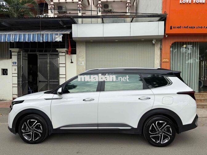 KIA CARENS 2022 SIGNATURE 7 CHỖ TRẮNG