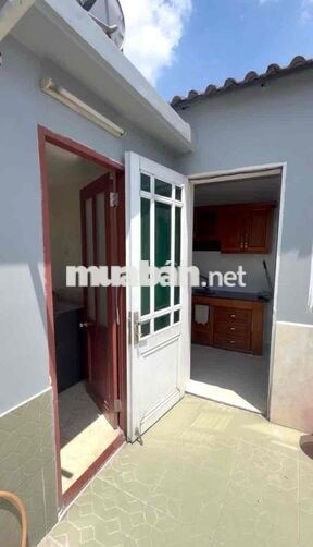 Cho thuê Vp/MBKD MẶT TIỀN Kha Vạn Cân,p.Linh Đông 700m2 Giá 60tr TL