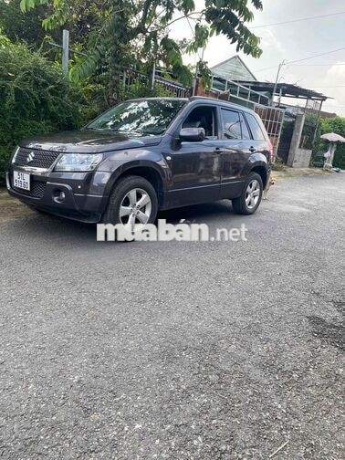 Suzuki Vitara 2011 Grand Vitara 139000 km ghi