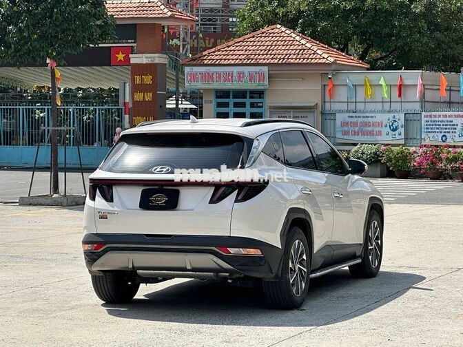 Hyundai Tucson 2024 2.0 Đặc biệt 18.000 km