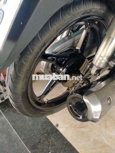 YAMAHA SIRIUS MÀU TRẮNG ĐEN