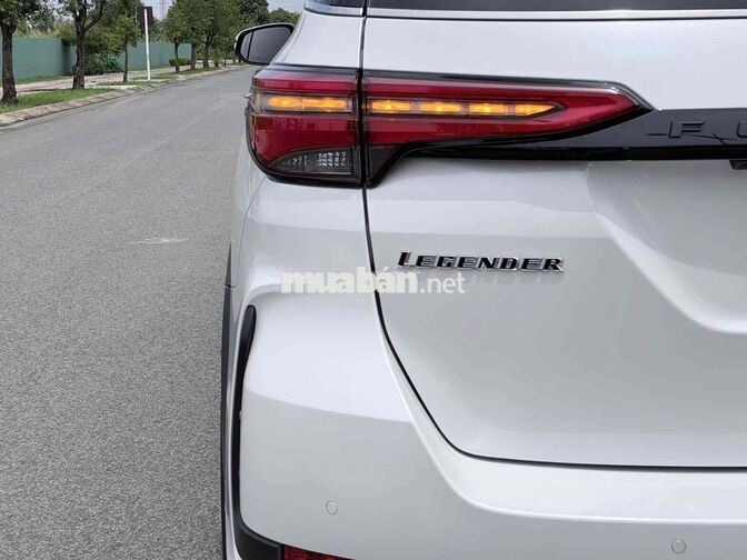 Toyota Fortuner 2025 Legender 2.4L 9000km