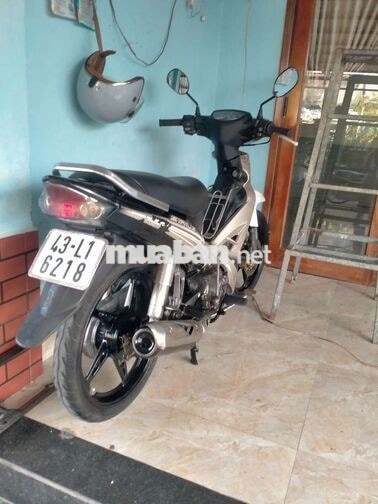 YAMAHA SIRIUS MÀU TRẮNG ĐEN