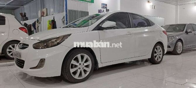 Hyundai Accent 2012 Tự động 93.000 km