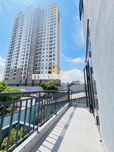 Nhà SHR mới 100% Trần Đại Nghĩa có sân sau thoáng