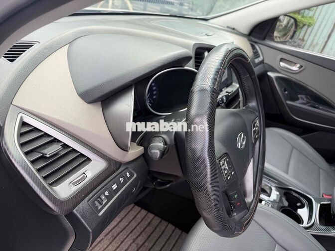 Hyundai Santa Fe 2016 Dầu Tự động Bạc ngay chủ bán