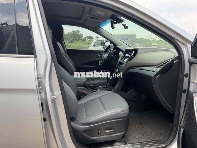 Hyundai Santa Fe 2016 Dầu Tự động Bạc ngay chủ bán