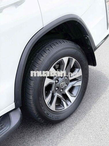Toyota Fortuner 2025 Legender 2.4L 9000km