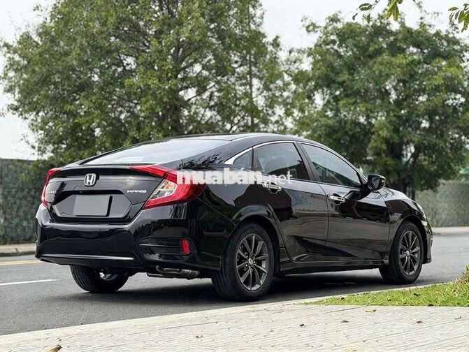 Honda Civic 2021 1.8G Đen
