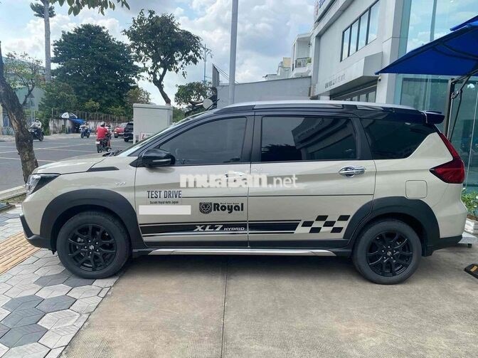 Suzuki XL7 2024 Hybrid 42.000km màu Be