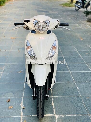 HONDA VISION TRẮNG KHOÁ SMARKEY BIỂN HN CHÍNH CHỦ